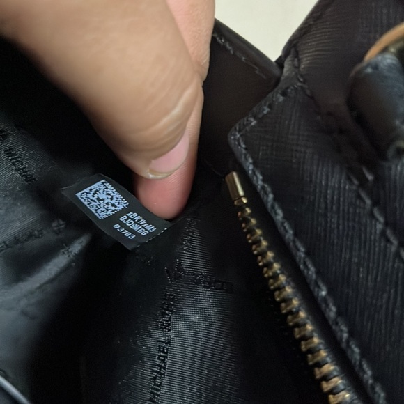 Authentic studded Mk in new without tag condition - Picture 11 of 11